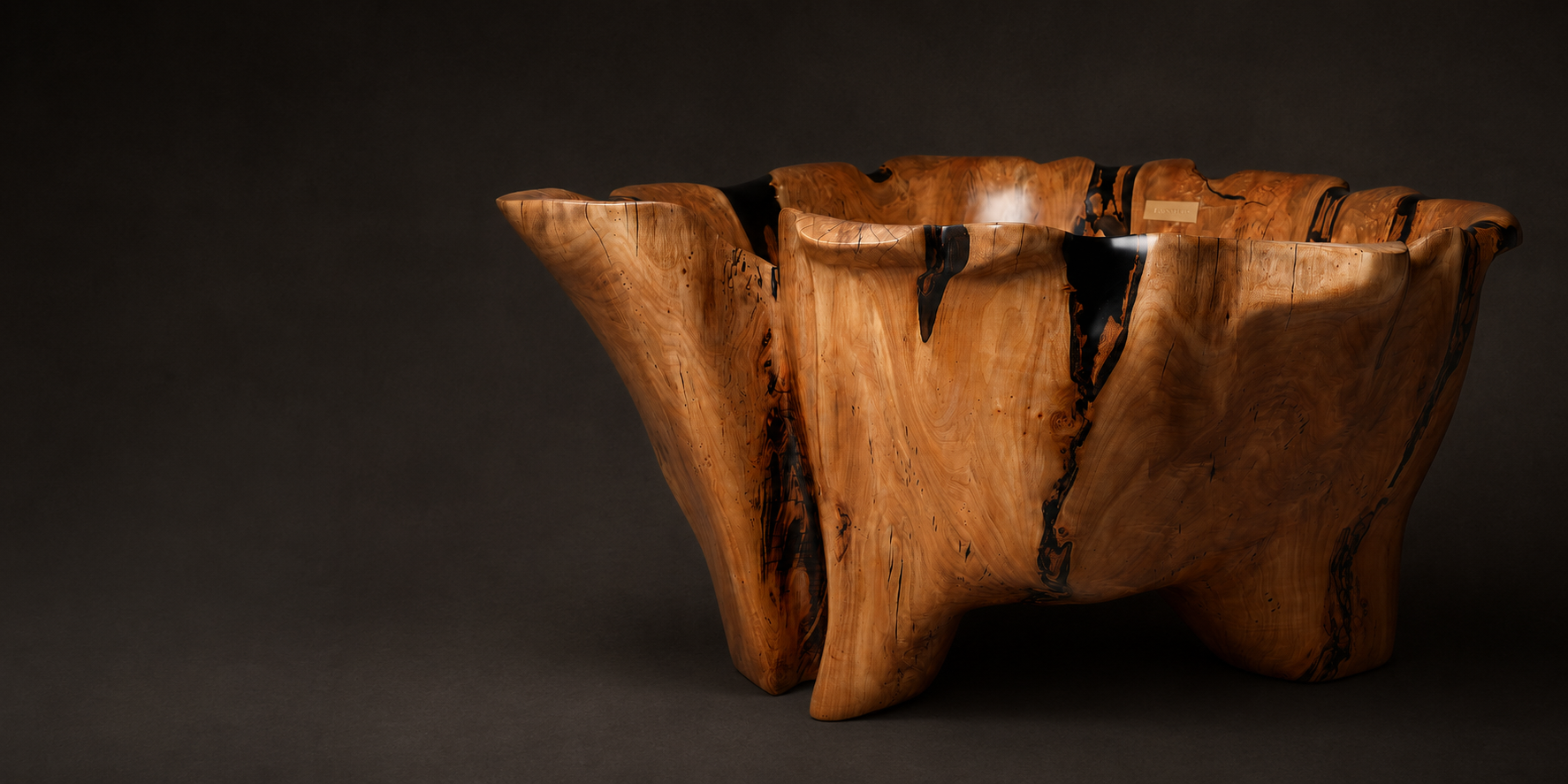 Sculptural Logniture wooden bathtub carved from solid wood