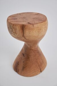 Leszy, Elegant Hourglass Stool – Carved in Solid Wood, main view