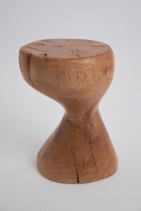 Leszy, Elegant Hourglass Stool – Carved in Solid Wood, gallery view 2