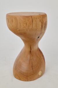 Leszy, Sculptural Side Table Carved in Solid Wood, gallery view 4