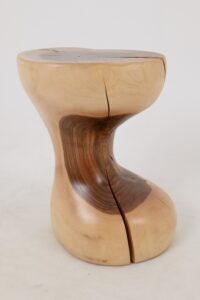 Leszy, Hourglass Side Table – Soft Curves in Solid Wood, gallery view 2
