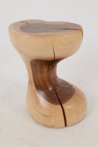 Leszy, Hourglass Side Table – Soft Curves in Solid Wood, gallery view 3