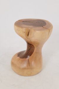 Leszy, Hourglass Side Table – Soft Curves in Solid Wood, gallery view 8