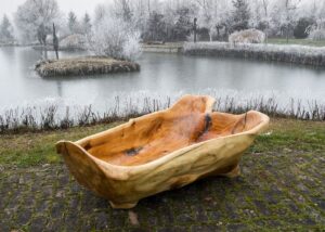 Bathtub, gallery view 20